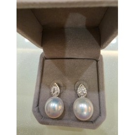Teardrop Diamond Natural White Pearl Earrings