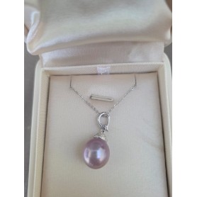 Princess Hanging Manta Rose Pearl Pendant Necklace