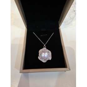 Baby Rose Natural White Pearl Pendant Necklace