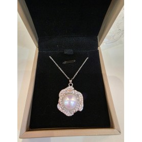Baby Rose Natural White Pearl Pendant Necklace