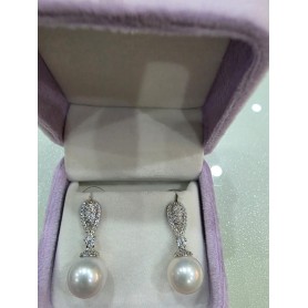 Teardrop Diamonds Dangly Pearl Earrings
