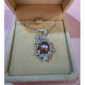 Winter Spring Floral Purple Pearl Pendant Necklace