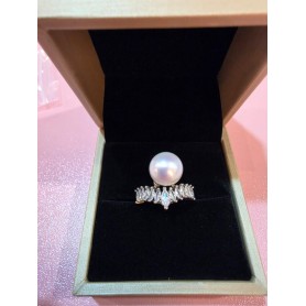 Queen Crown Natural Pearl Ring