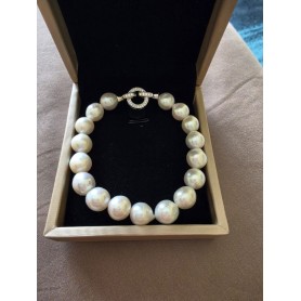 Natural White Rainbow Shine Pearl O-Crystal Clasp Bracelet