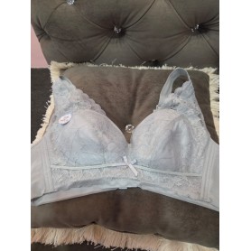Plus-sized Premium Lace Bra